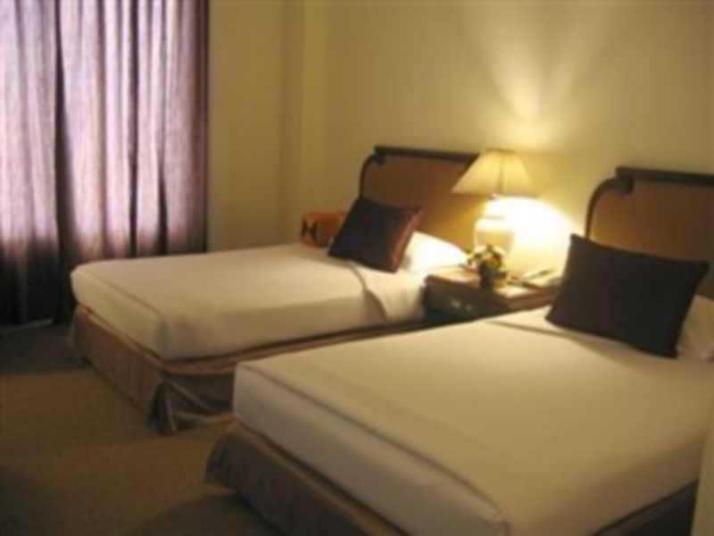 The Imperial Hotel & Convention Centre Korat Nakhonratchasima Exterior foto